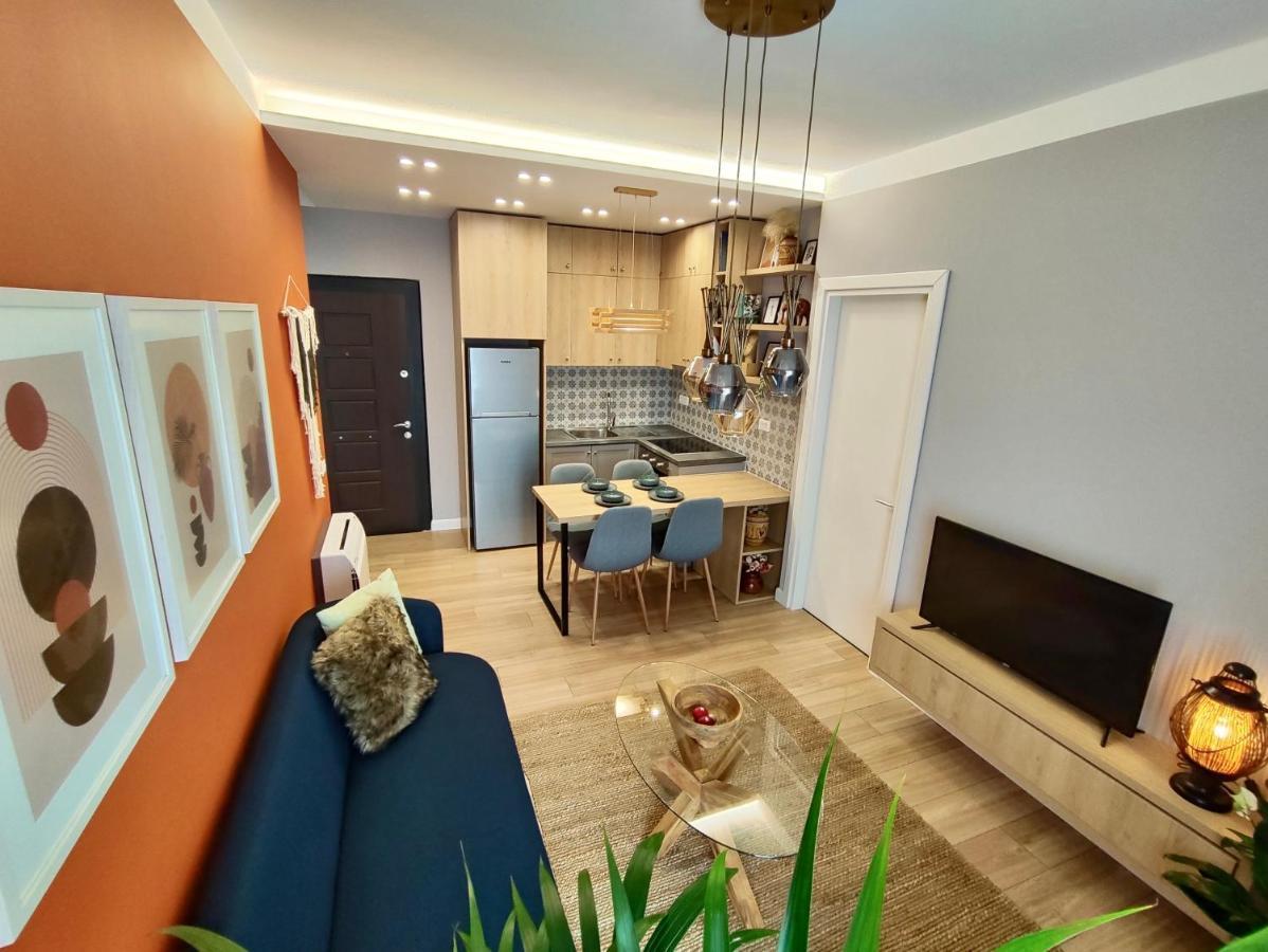 Апартаменти Modern Style 2Br-Apt - 10Min To Skanderbeg Square Тирана Екстер'єр фото