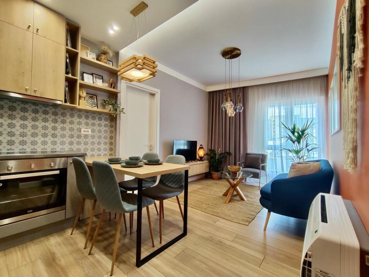 Апартаменти Modern Style 2Br-Apt - 10Min To Skanderbeg Square Тирана Екстер'єр фото