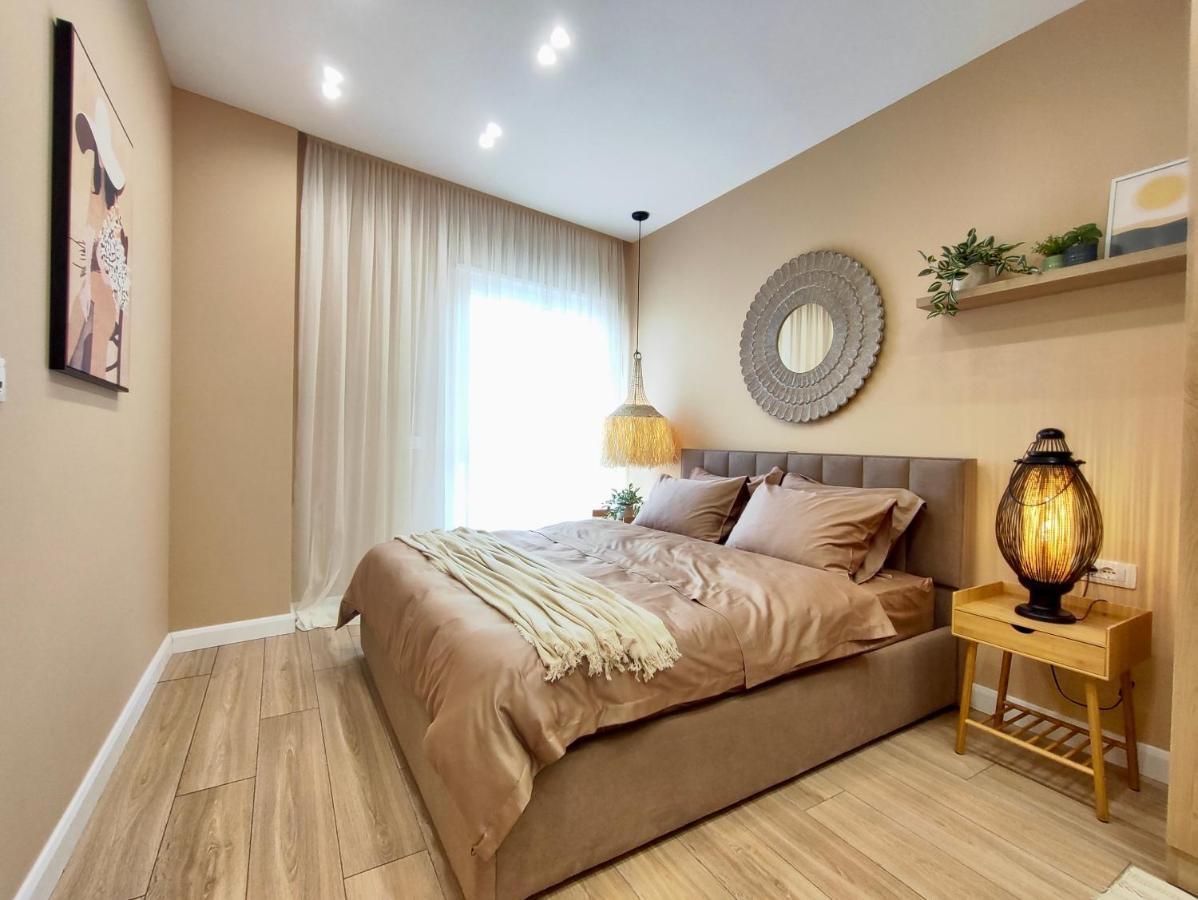 Апартаменти Modern Style 2Br-Apt - 10Min To Skanderbeg Square Тирана Екстер'єр фото